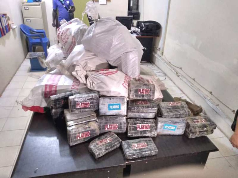 800 kg de cocaïne saisis en Guinée-Bissau: le conseiller spécial du président de l'Assemblée nationale du Niger arrêté 800 kg de cocaïne saisis en Guinée-Bissau: le conseiller spécial du président de l'Assemblée nationale du Niger arrêté