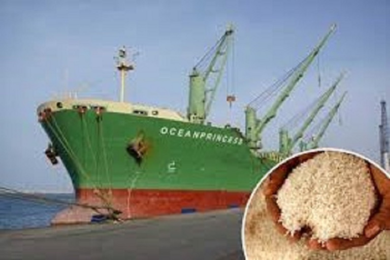 Expulsé du Togo, le navire ‘’Oceanprincess’’, bourré de riz impropre prend la direction du Sénégal