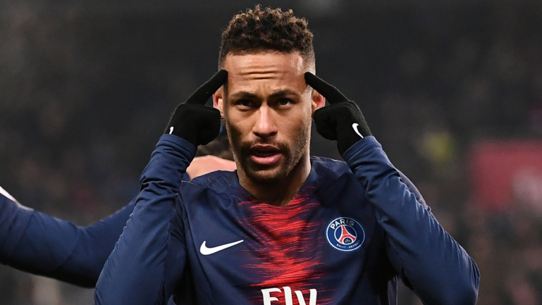 LDC - PSG : Pour avoir insulté le corps arbitral, Neymar risque 3 matches de suspension LDC - PSG : Pour avoir insulté le corps arbitral, Neymar risque 3 matches de suspension