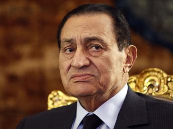 Egypte : reprise au Caire du procès de l'ex-président Hosni Moubarak