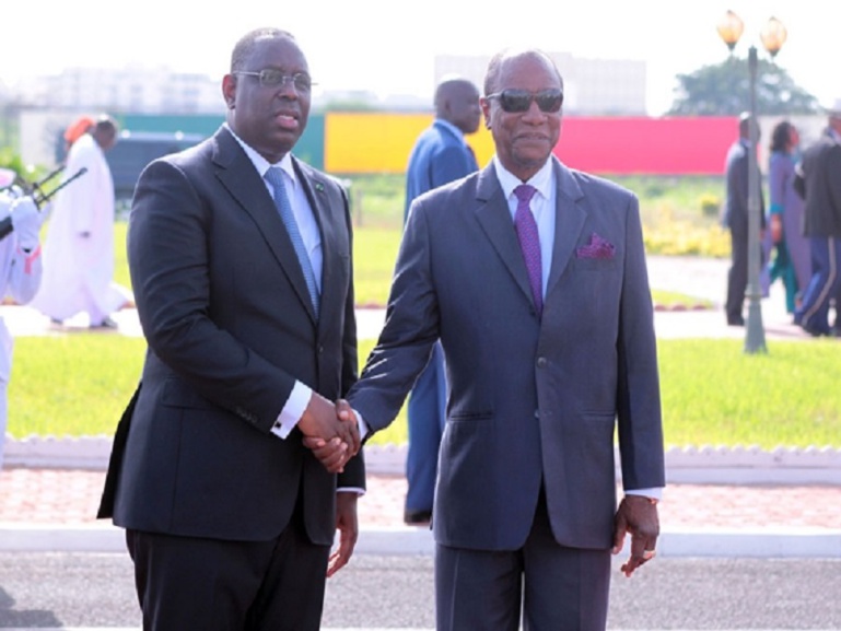 Prestation de serment de Macky Sall : Alpha Condé est arrivé à Dakar