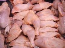 Le poulet toujours importé sur le marché malgré les interdictions : Le laxisme des contrôleurs dénoncé