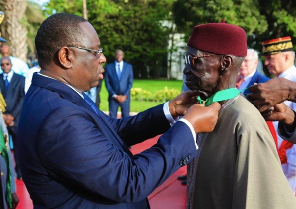 Adresse à la Nation: l'hommage du chef de l'Etat aux anciens combattants Adresse à la Nation: l'hommage du chef de l'Etat aux anciens combattants