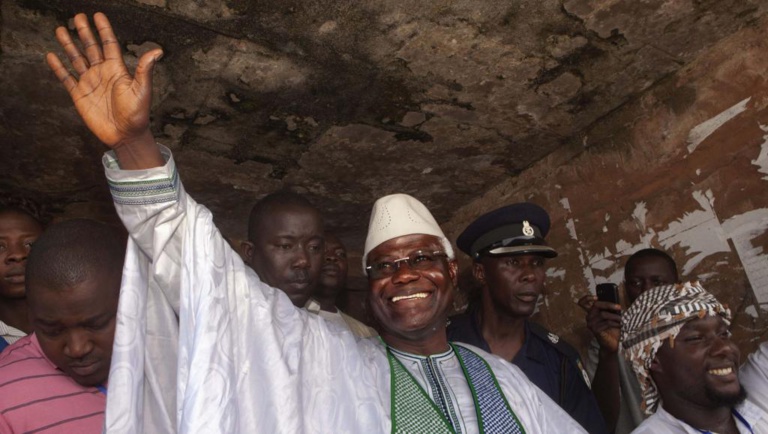 Sierra Leone: l'ancien gouvernement accusé d'avoir détourné 1 milliard de dollars