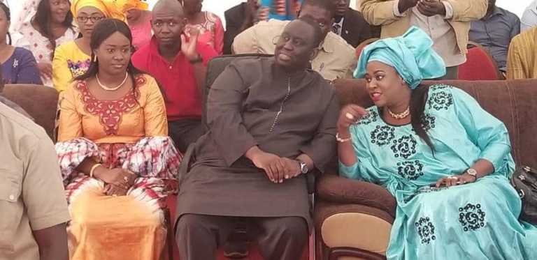 Fatoumata Néné Tall à gauche Fatoumata Néné Tall à gauche