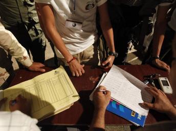 Fin de l'ultimatum du CNT aux forces pro-Kadhafi : une offensive «imminente»