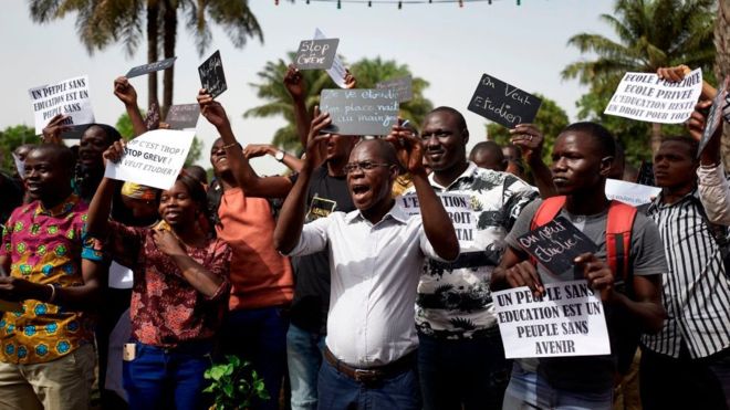 Les enseignants maliens réclament des primes