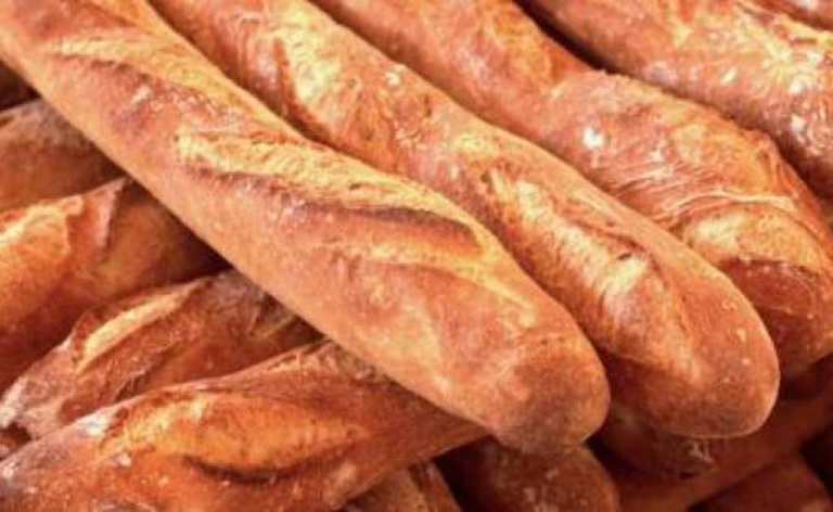 Revue du prix de la baguette: les boulangers annoncent 72 heures d’arrêt de production Revue du prix de la baguette: les boulangers annoncent 72 heures d’arrêt de production