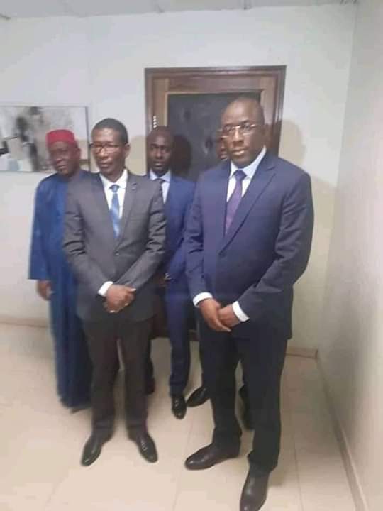 Le ministre Cheikh Oumar Hann installé dans une discrétion totale