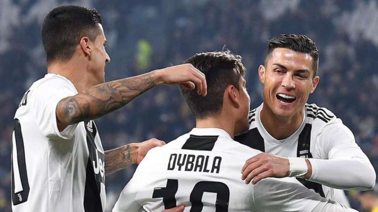 Officiel : La Juventus est championne d'Italie pour la huitième fois de suite ! Officiel : La Juventus est championne d'Italie pour la huitième fois de suite !