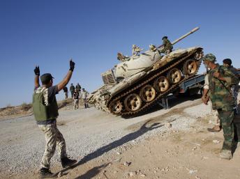 Libye : les forces du CNT continuent leur avancée, l’Otan prolonge sa mission