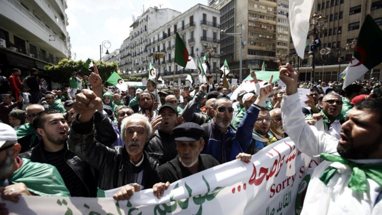Algérie: dixième vendredi consécutif de manifestations contre le régime