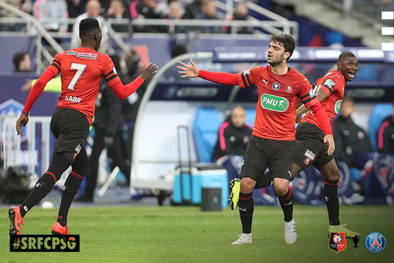 Ismail Sarr et Mbaye Niang, vainqueurs de la Coupe de France avec Rennes Ismail Sarr et Mbaye Niang, vainqueurs de la Coupe de France avec Rennes