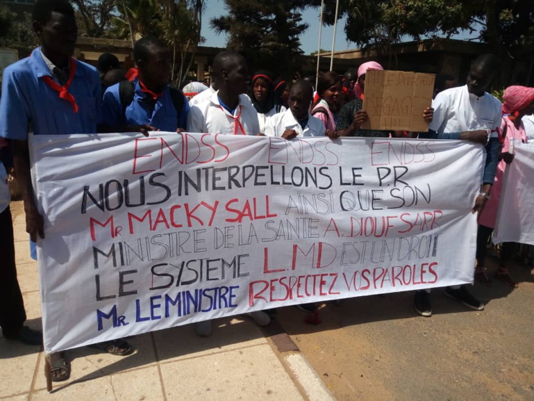 Santé: Un collectif d’étudiants exige l’application "immédiate et sans condition" du système LMD dans leur formation