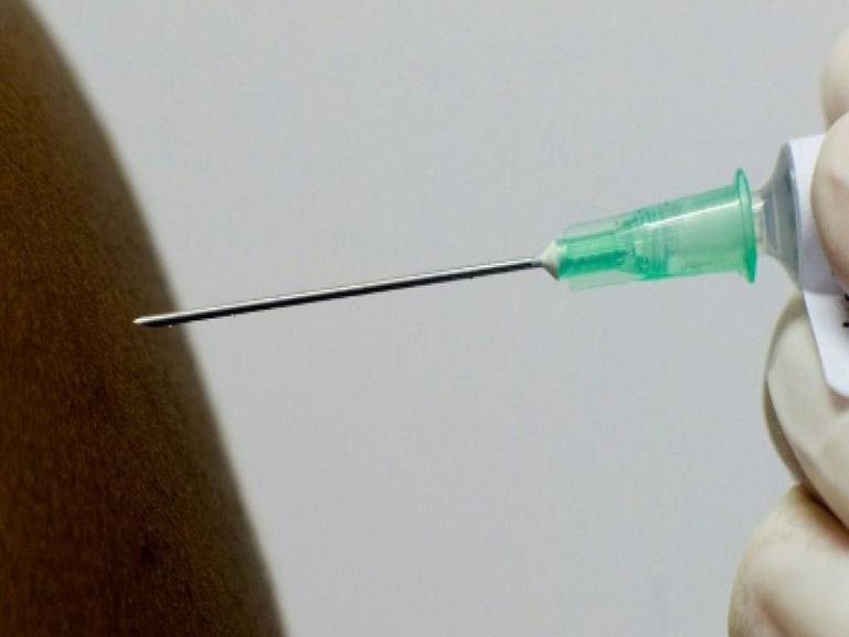 Pakistan: un médecin accusé d'avoir inoculé le virus du sida à 90 patients, dont 65 enfants Pakistan: un médecin accusé d'avoir inoculé le virus du sida à 90 patients, dont 65 enfants