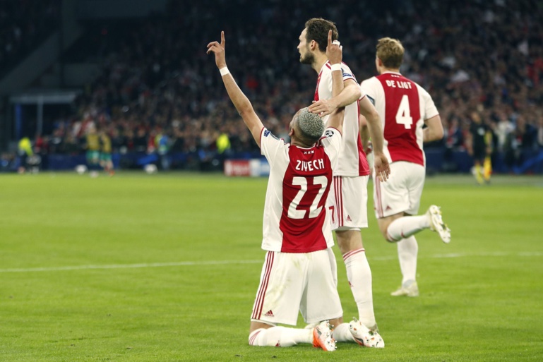 Jugé 5 fois pour vente de drogue, Hakim Ziyech réussit la "Remontada" sur l’enfer de son enfance Jugé 5 fois pour vente de drogue, Hakim Ziyech réussit la "Remontada" sur l’enfer de son enfance