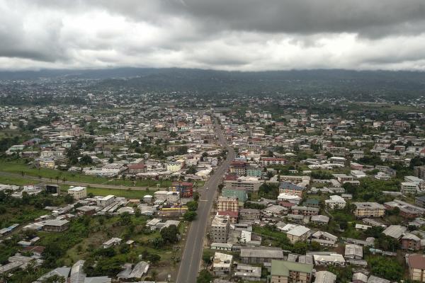 Cameroun anglophone: un conflit oublié, une grave crise humanitaire Cameroun anglophone: un conflit oublié, une grave crise humanitaire