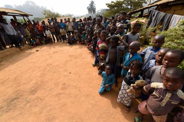 Cameroun anglophone: un conflit oublié, une grave crise humanitaire Cameroun anglophone: un conflit oublié, une grave crise humanitaire