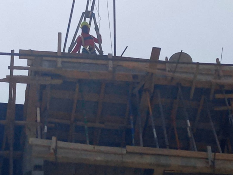 Ramadan 2019 - Le calvaire des ouvriers-maçons entre gagne-pain, fatigue extrême et jeûne Ramadan 2019 - Le calvaire des ouvriers-maçons entre gagne-pain, fatigue extrême et jeûne