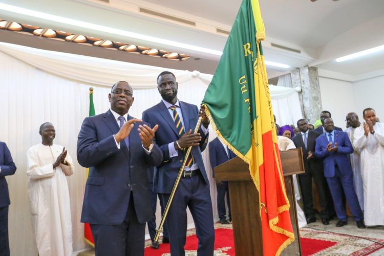 CAN 2019: les "lions" recevront leur drapeau le 7 juin des mains du chef de l'Etat
