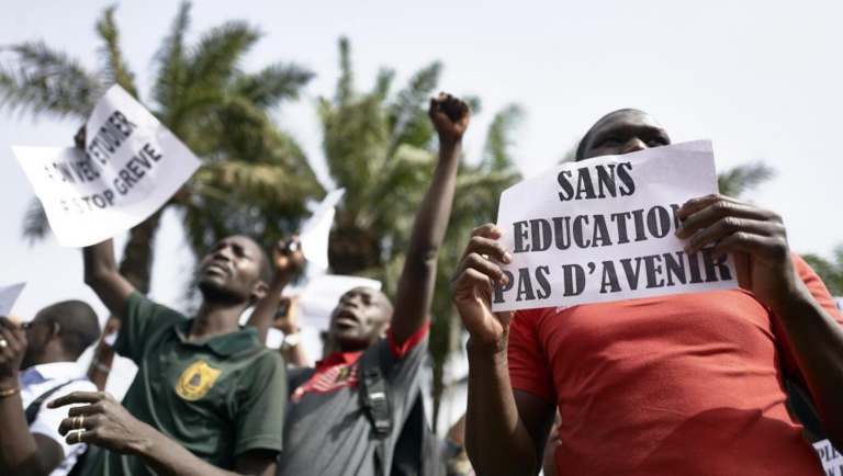 Mali: les enseignants reprennent le travail après cinq mois de grève