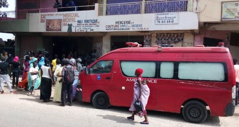 La série noire des monstrueux crimes continue: une dame retrouvée nue et tuée à Ouakam La série noire des monstrueux crimes continue: une dame retrouvée nue et tuée à Ouakam