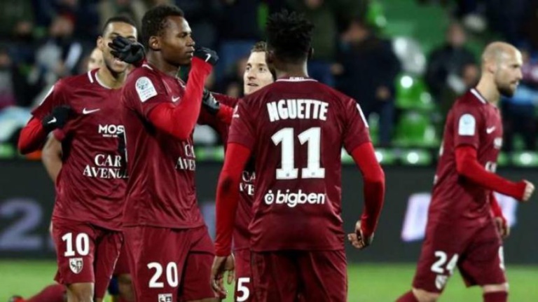 Trophées UNFP: Habib DIALLO et Opa NGUETTE dans l’equipe type de la Ligue 2 Trophées UNFP: Habib DIALLO et Opa NGUETTE dans l’equipe type de la Ligue 2