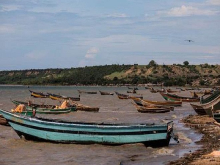 Ouganda : une pirogue chavire avec des footballeurs sur le lac Albert