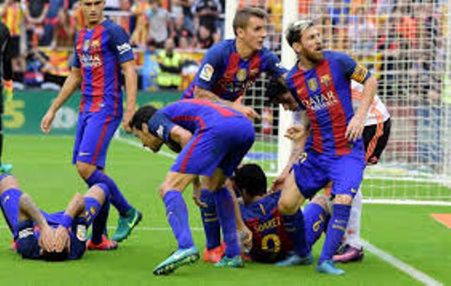 Finale Coupe du roi: le Barça perd 2-1 face au Valence