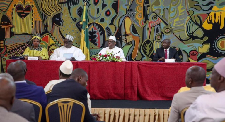 Le mot de clôture de Macky, ses assurances et ses railleries à l’endroit de l’opposition: « Bathie naléne deh » Le mot de clôture de Macky, ses assurances et ses railleries à l’endroit de l’opposition: « Bathie naléne deh »