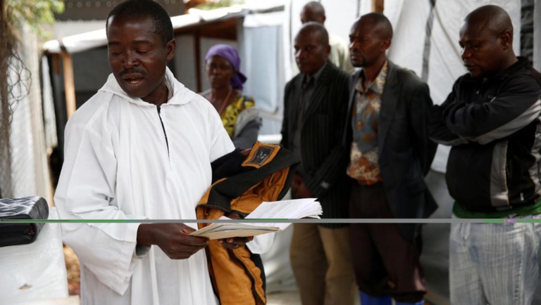 Ebola en RDC: l'épidémie stagne, l'OMS s'inquiète des cas non détectés