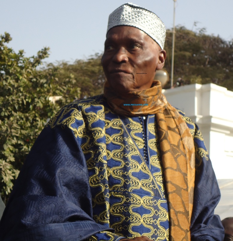 Séminaire du FAL 2012 sur la candidature de Wade: Coumba Gaye valide, Thiat vilipende et menace