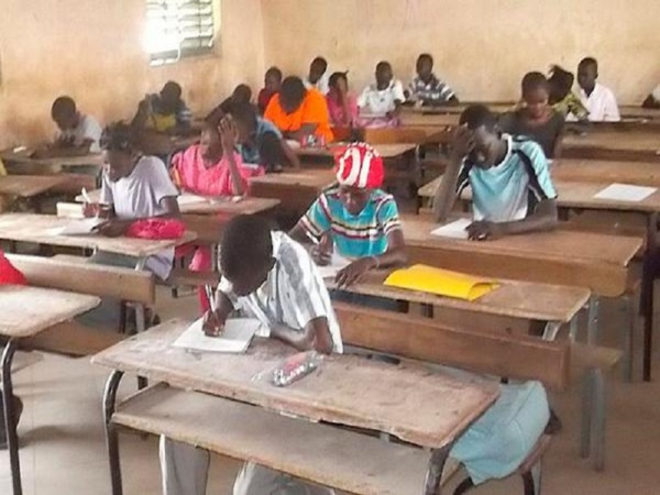 CFEE et entrant en 6ème: "Aucun élève ne sera exclu dans les Centres d'examen pour faute de pièce d’état-civil" CFEE et entrant en 6ème: "Aucun élève ne sera exclu dans les Centres d'examen pour faute de pièce d’état-civil"