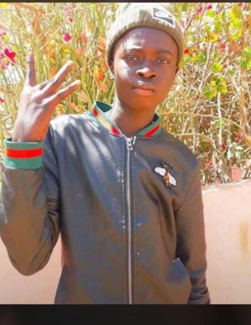 URGENT - Un camion des ICS tue un enfant devant la gare routière de Mboro...les populations en colère URGENT - Un camion des ICS tue un enfant devant la gare routière de Mboro...les populations en colère