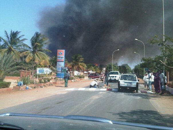 PHOTOS Les résidences du port complètement ravagées par un incendie : origine du sinistre