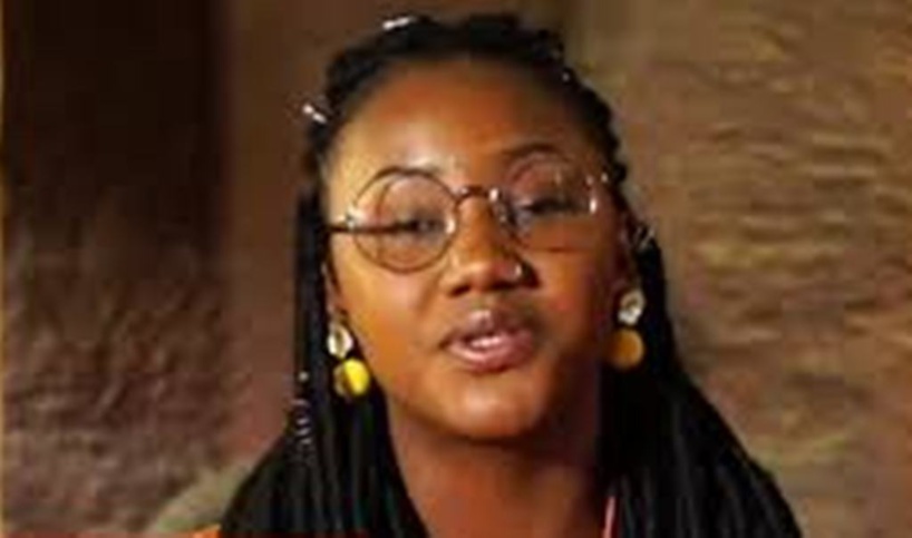 Fatou "Toufah" Jallow: 'Yahya Jammeh m'a sodomisée' Fatou "Toufah" Jallow: 'Yahya Jammeh m'a sodomisée'