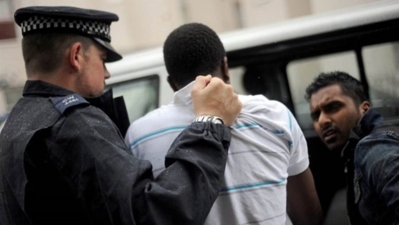 Italie: Un Sénégalais se bagarre avec un agent de sécurité et lui arrache l’oreille Italie: Un Sénégalais se bagarre avec un agent de sécurité et lui arrache l’oreille