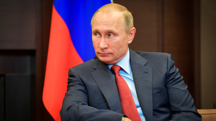 Pourquoi Vladimir Poutine a-t-il apporté sa propre tasse au dîner du G20 ? Pourquoi Vladimir Poutine a-t-il apporté sa propre tasse au dîner du G20 ?