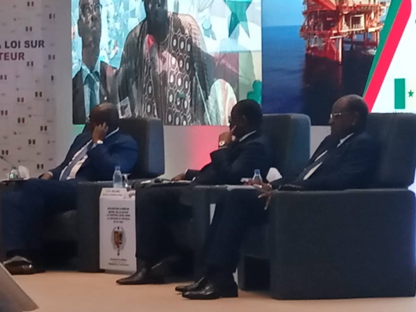 #PetroGaz - Macky Sall : « Ce pays ne sera pas un No man’s land » #PetroGaz - Macky Sall : « Ce pays ne sera pas un No man’s land »