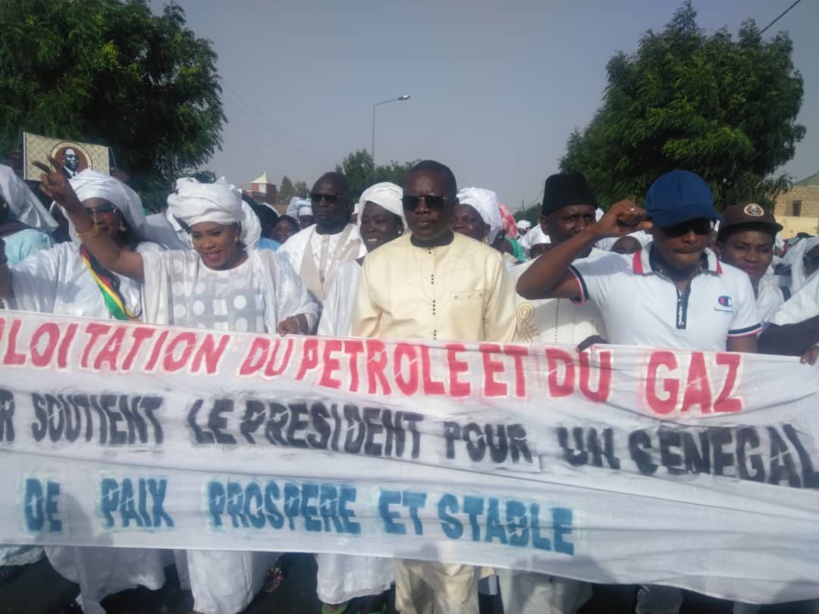 Affaire Aliou Sall: A Kébémer, les membres du parti au pouvoir marchent pour soutenir le président Macky Sall