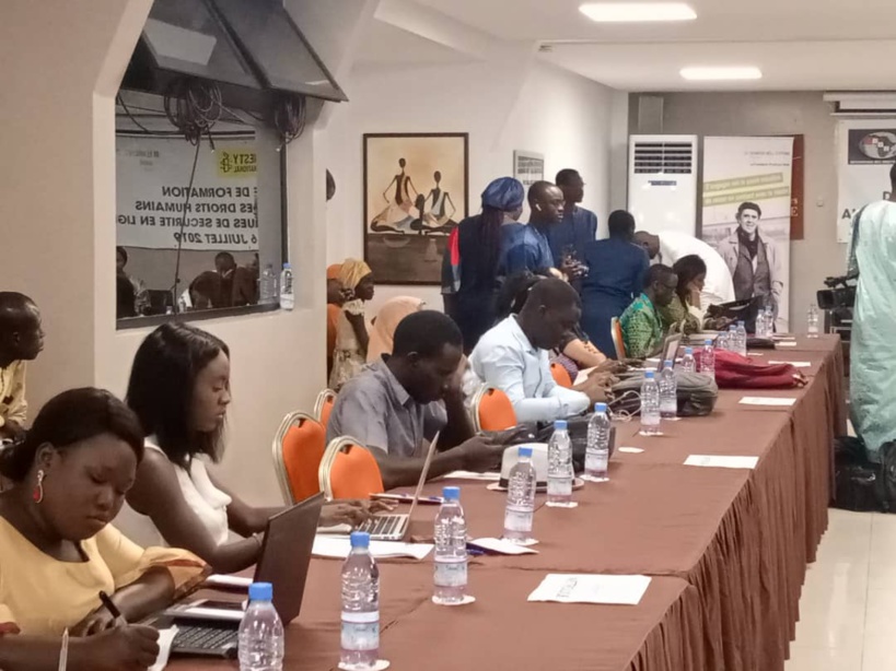 Seydi Gassama sur la convocation du Colonel Kébé: « les lois qui ont tendance à restreindre les libertés d’anciens militaires doivent être abrogées » Seydi Gassama sur la convocation du Colonel Kébé: « les lois qui ont tendance à restreindre les libertés d’anciens militaires doivent être abrogées »