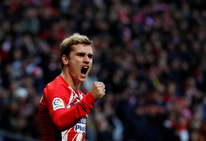 Officiel ! Antoine Griezmann signe 5 au FC Barcelone qui fixe sa clause libératoire à 800 millions d’euros Officiel ! Antoine Griezmann signe 5 au FC Barcelone qui fixe sa clause libératoire à 800 millions d’euros