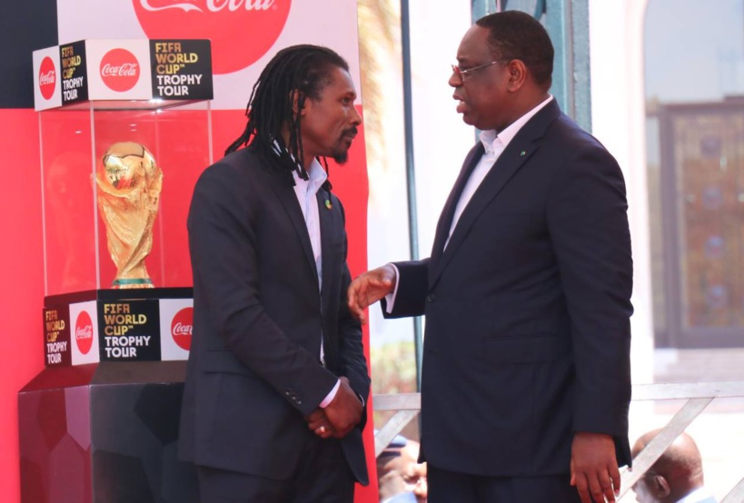 #SENALG: le président Macky Sall aux "Lions" Dem ba diekh! #SENALG: le président Macky Sall aux "Lions" Dem ba diekh!