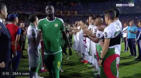 VIDEO : une haie d'honneur pour le Sénégal !