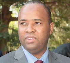  Sécurisation des bureaux du Groupe La Poste : le directeur général promet d'équiper les vigiles et les chefs de Brigade