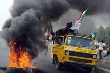 Nigeria : la grève générale se greffe sur les tensions religieuses
