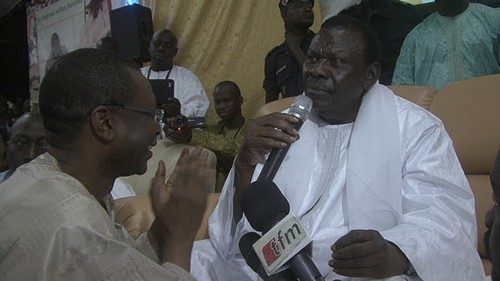 Béthio Thioune recardre Youssou Ndour et donne une consigne à ses talibés