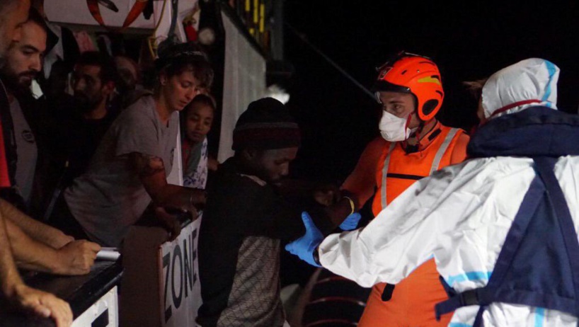 L'Espagne envoie un navire militaire récupérer les migrants sur l'«Open Arms»