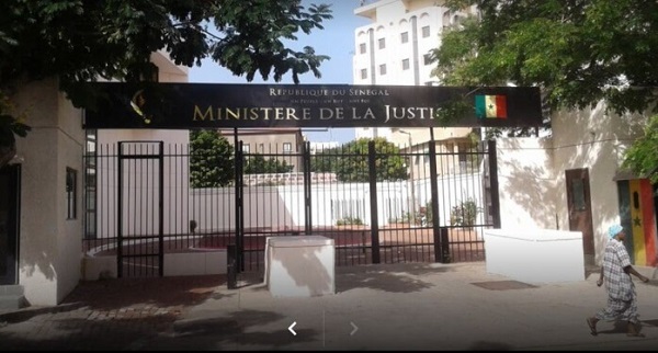 Une mafia de trafiquants de nationalité sénégalaise démantelée au ministère de la Justice