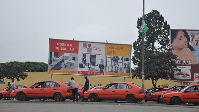 Côte d’Ivoire: opération contre les «gnambros», racketteurs de taxis et bus Côte d’Ivoire: opération contre les «gnambros», racketteurs de taxis et bus